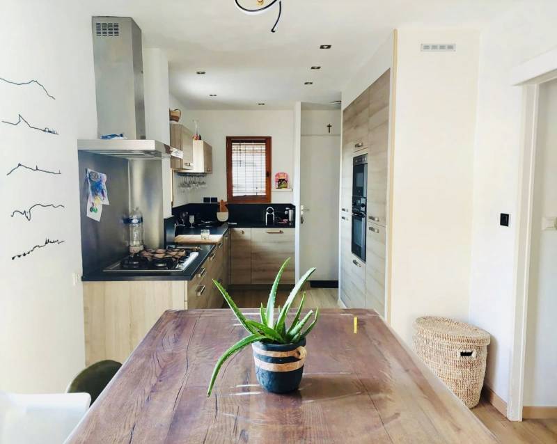 MAISON 4 PIÈCES AVEC PISCINE ET GARAGE SUR LE GOLF DE PONT ROYAL