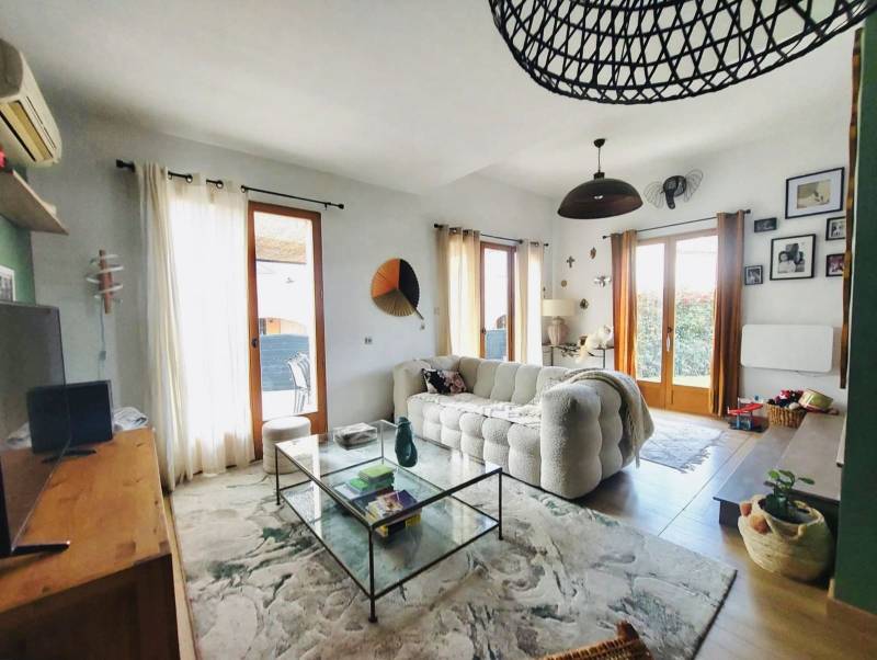 MAISON 4 PIÈCES AVEC PISCINE ET GARAGE SUR LE GOLF DE PONT ROYAL