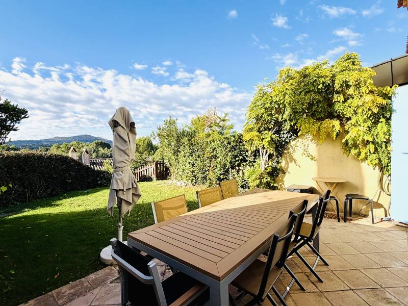 BASTIDE 3 CHAMBRES - PISCINE ET PARKING PRIVÉ - GOLF DE PONT ROYAL