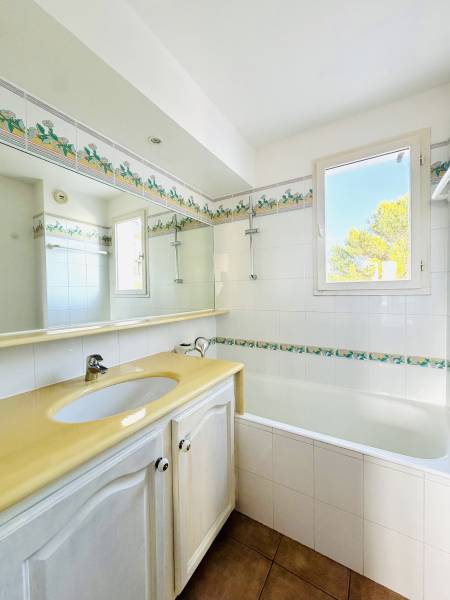 BASTIDE 3 CHAMBRES - PISCINE ET PARKING PRIVÉ - GOLF DE PONT ROYAL
