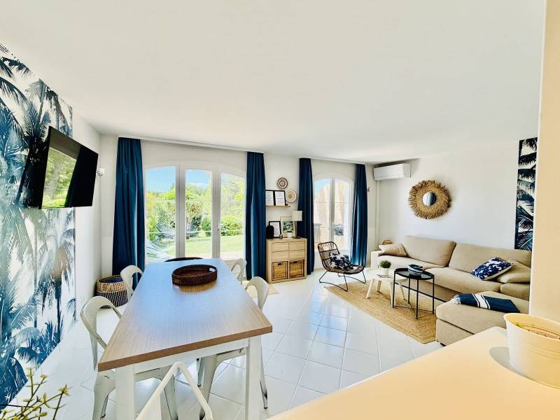 BASTIDE 2 CHAMBRES – MEUBLÉE – JARDIN & TERRASSE – PISCINE – GOLF DE PONT ROYAL