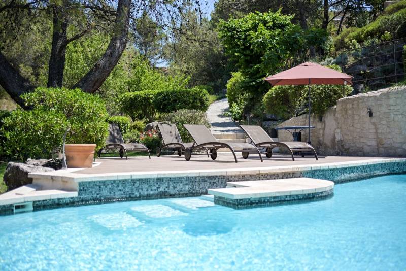 VILLA D'EXCEPTION SUR UN TERRAIN DE 3500M2, DOMAINE ET GOLF DE PONT ROYAL