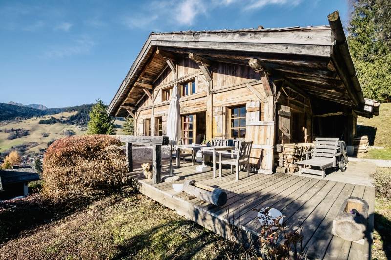 CHALET D'ARCHITECTE À MEGÈVE,  CENTRE À PIED ET SKI-OUT